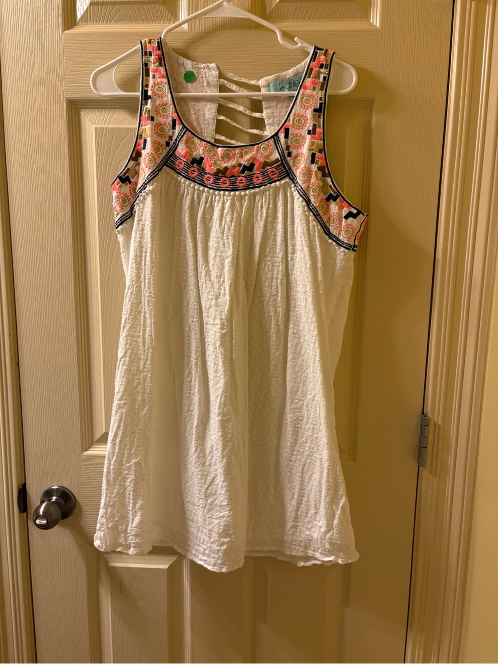 Karlie Women's White Embroidered Tank Top with Coral Accent